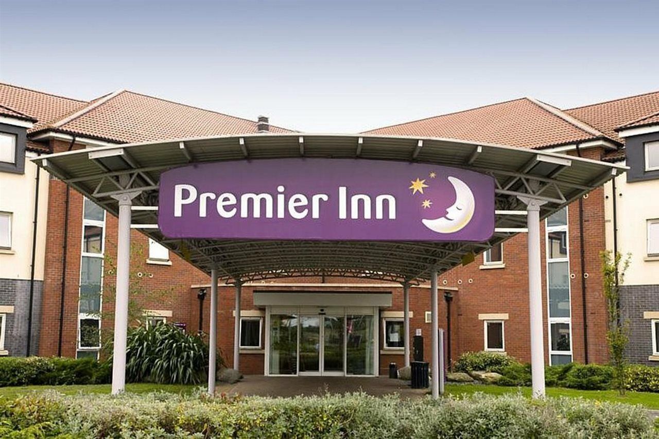 Premier Inn London Heathrow M4/J4 Хилингдън Екстериор снимка